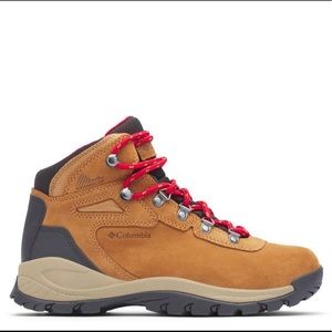 Columbia hiking boots